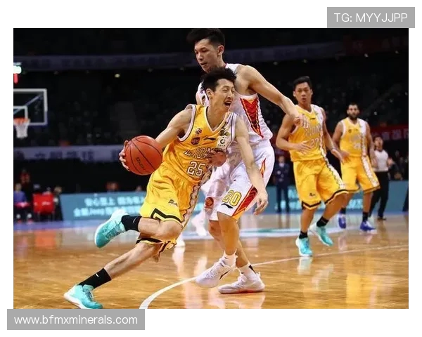 深圳篮球队快攻战术解析与得失经验分享